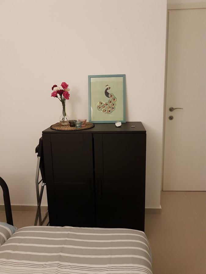 Private Bed/Bathroom In Нетания Екстериор снимка